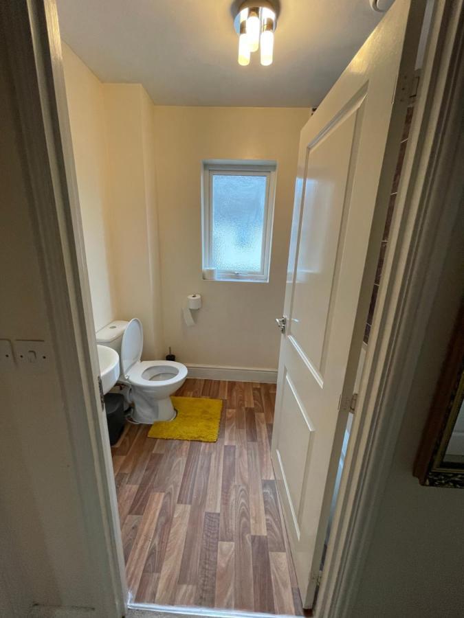 Holiday home In Cardiff. Sleeps 6